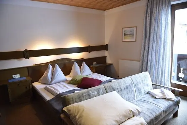 Üç Kişilik Oda (PLUS)