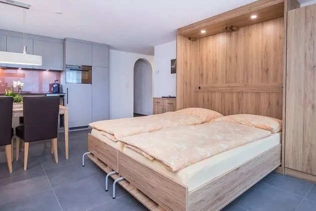 Apart Daire, 1 Yatak Odası, Dağ Manzaralı, Bahçeli