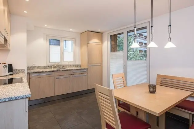 Apart Daire, 2 Yatak Odası, Mutfak, Dağ Manzaralı