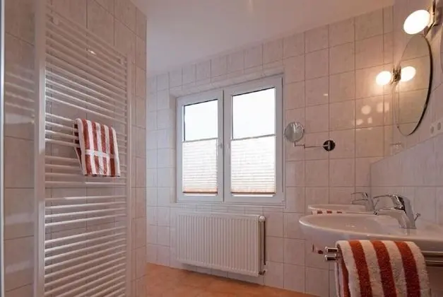 Apart Daire, Özel Banyo (3 Raum Austernfischer)