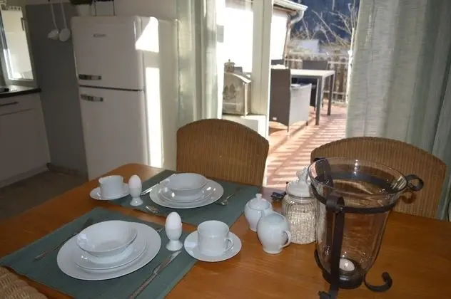 Comfort Apart Daire, 1 En Büyük (King) Boy Yatak, Sigara İçilmez, Balkon (Moselsteig)