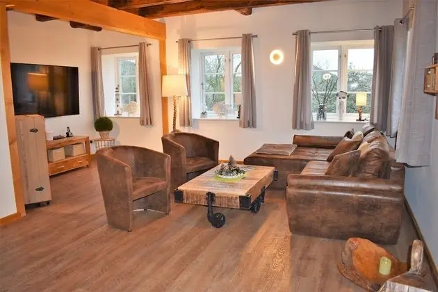 Ev (Ole Hof Incl. End Cleaning Fee 100€)
