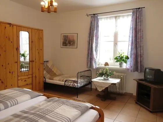 Family Apart Daire (Reiterschau)