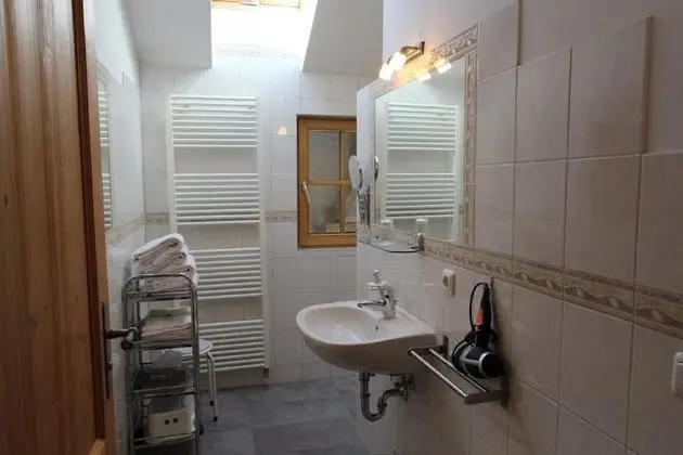 Apart Daire, Balkon (Mohnblume)