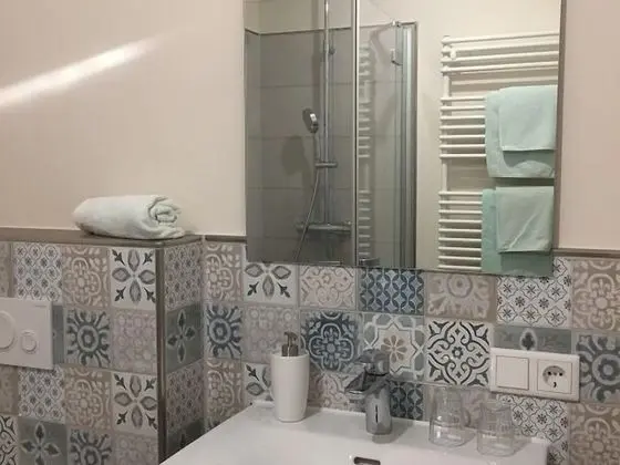 Comfort Tek Büyük Yataklı Oda, Banyolu/Duşlu