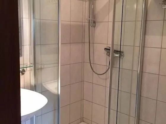 Standard Tek Büyük Yataklı Oda, Banyolu/Duşlu