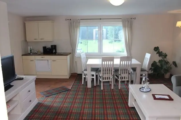 Apart Daire, 1 Yatak Odası, Küçük Mutfak, Bahçe Manzaralı (Lutki)