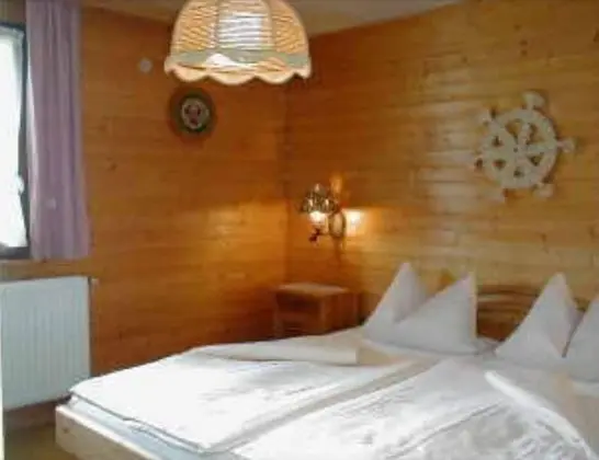 Kır Evi (Teich-Haus)