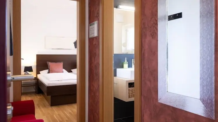 Superior Apart Daire, 2 Yatak Odası, Sigara İçilmez, Avlu