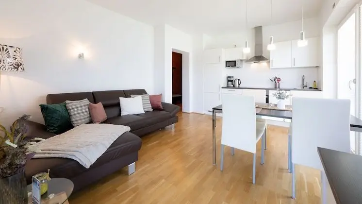 Superior Apart Daire, 2 Yatak Odası, Sigara İçilmez, Bahçeli