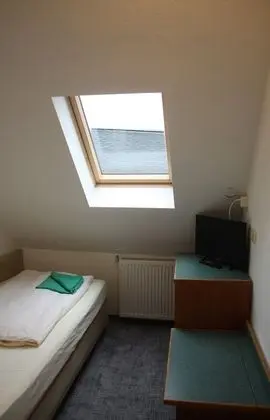 Basic Tek Kişilik Oda, Ortak Banyo