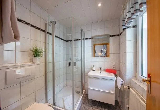 Tek Büyük Yataklı Oda (3)