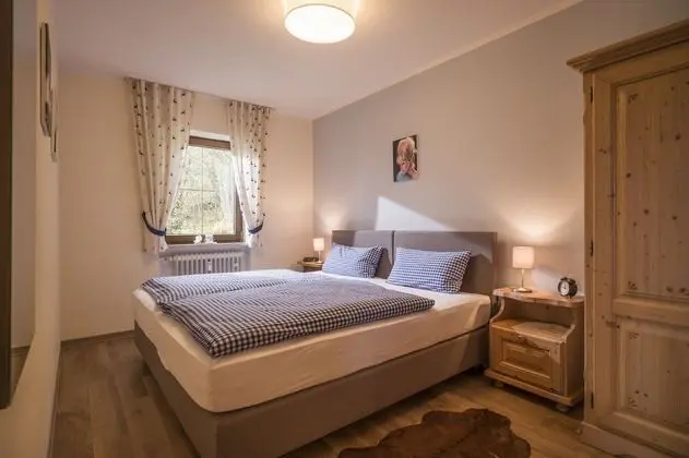 Luxury Apart Daire, 1 Büyük (Queen) Boy Yatak, Mutfak, Tepe Manzaralı