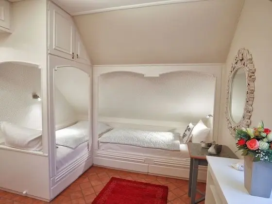 Oda, Özel Banyo, Bahçe Manzaralı