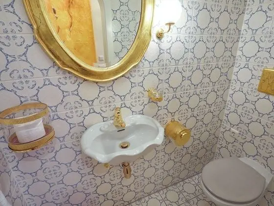 Oda, Özel Banyo, Bahçe Manzaralı