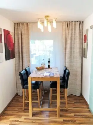 Comfort Daire, 1 En Büyük (King) Boy Yatak ve Çekyat, Bahçe Manzaralı