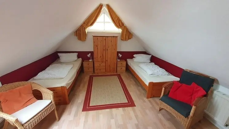 Apart Daire (Diekhus 4)