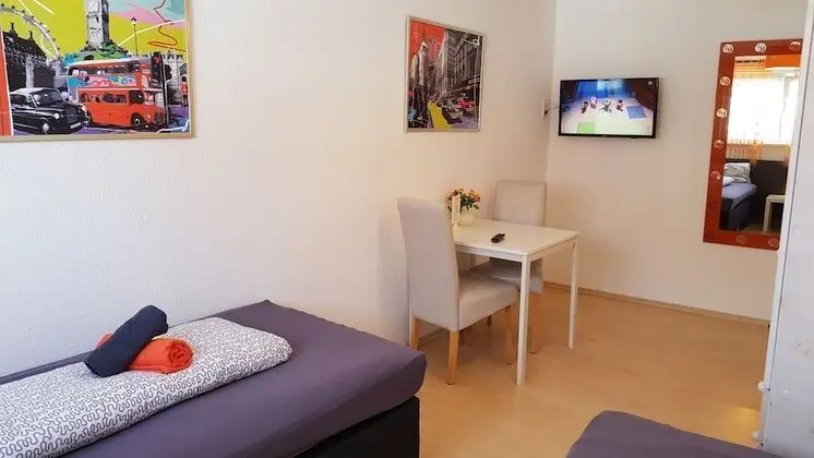 Apart Daire, 2 Tek Kişilik Yatak, Ortak Banyo