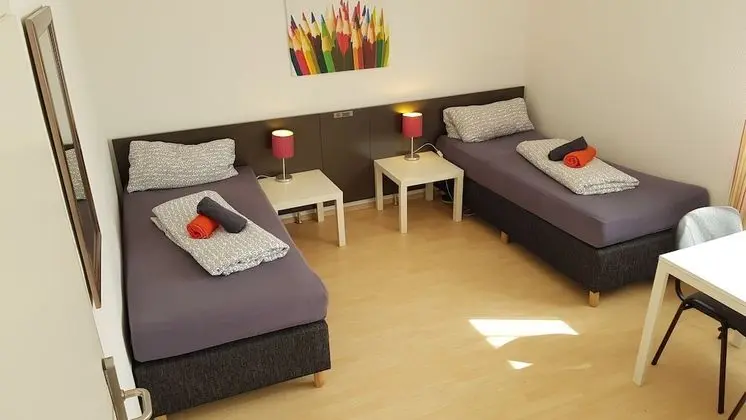 Apart Daire, 3 Tek Kişilik Yatak, Ortak Banyo