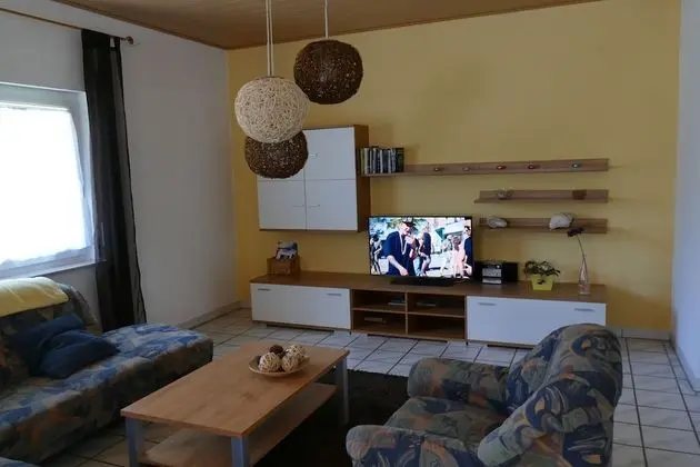 Family Daire, 2 Yatak Odası, Veranda, Bahçe Manzaralı