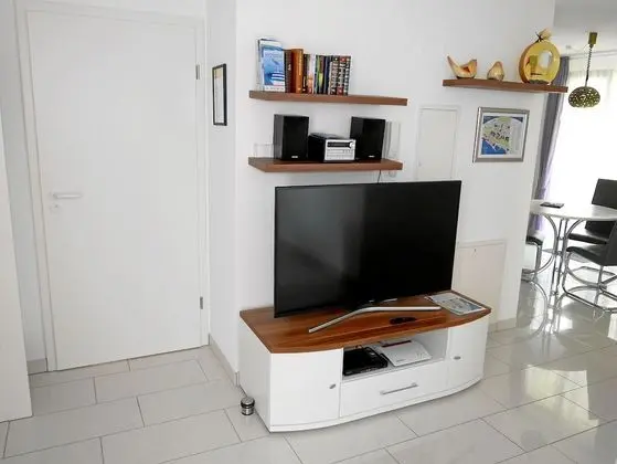Apart Daire, 1 Yatak Odası, Küçük Mutfak, Deniz Manzaralı