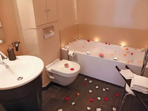 Oda, Özel Banyo