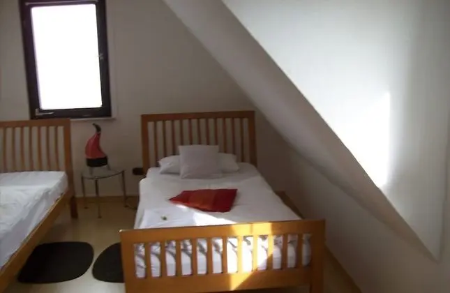 Basic Apart Daire, 2 Yatak Odası, Mutfak, Dağ Yamacı