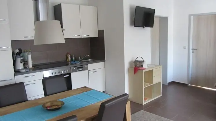 Apart Daire, Bahçe Manzaralı (4)