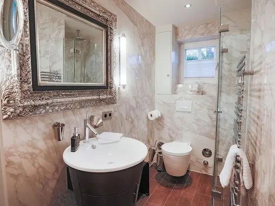 Oda, Özel Banyo, Deniz Manzaralı