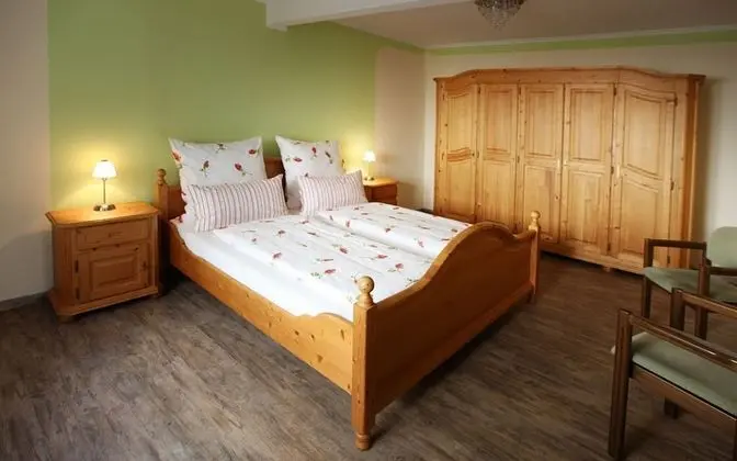 Apart Daire, Zemin Kat