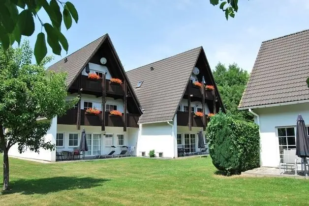 Superior Apart Daire, Özel Banyo, Bahçe Manzaralı (Typ D Balkon)