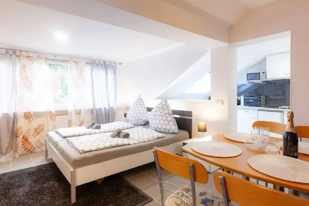 Romantic Apart Daire, 2 Yatak Odası, Bahçe Manzaralı