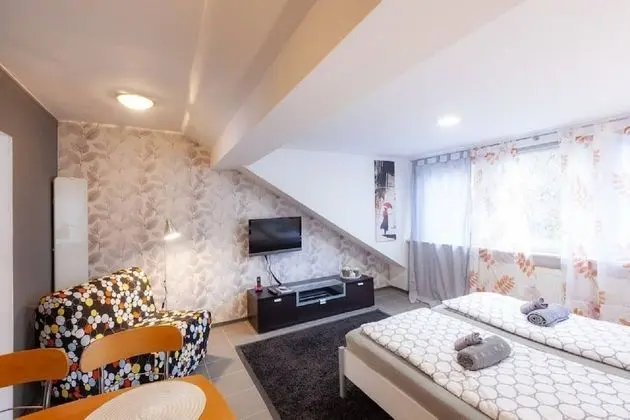 Romantic Apart Daire, 2 Yatak Odası, Bahçe Manzaralı