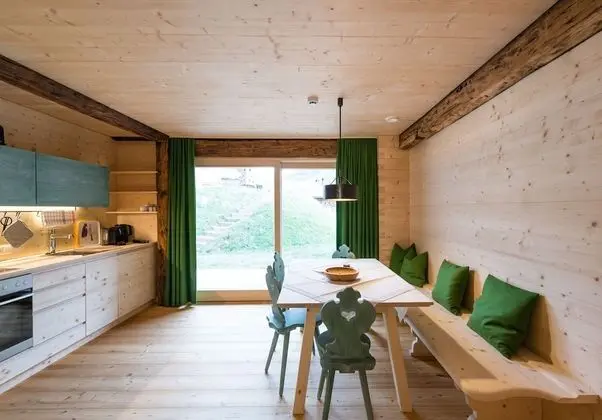 Exclusive Apart Daire, 2 Yatak Odası, Dağ Manzaralı, Bahçeli