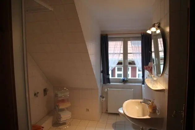 Family Apart Daire, Birden Çok Yatak, Sigara İçilmez, Avlu Manzaralı