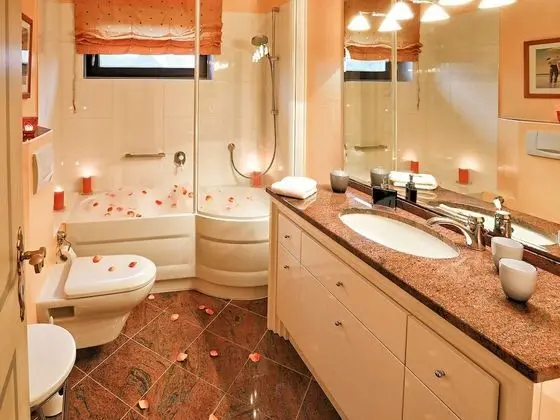 Oda, Özel Banyo