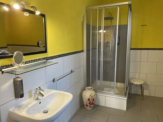 Apart Daire, Özel Banyo (Komfort (3P))