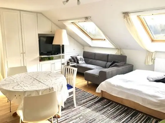 Apart Daire (Haus 2, 2. Stock, links)