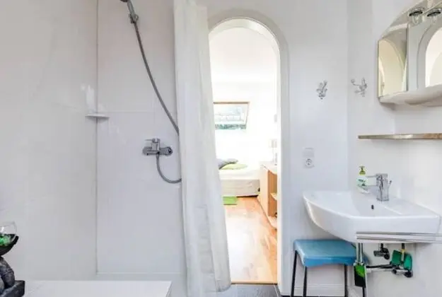 Apart Daire (Haus 2, 2. Stock, links)