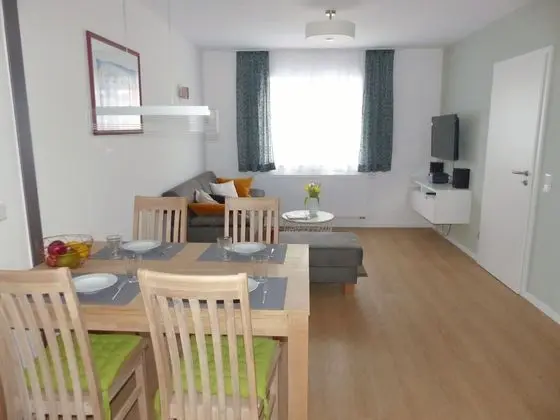 Apart Daire, 2 Yatak Odası, Balkon (Tulpe)