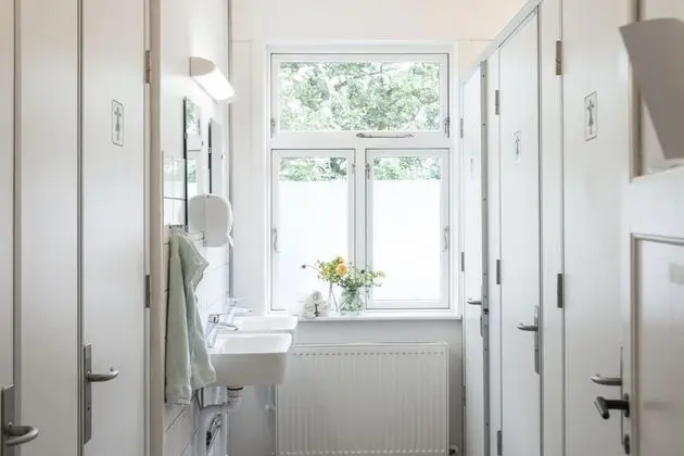 Family Oda, Ortak Banyo