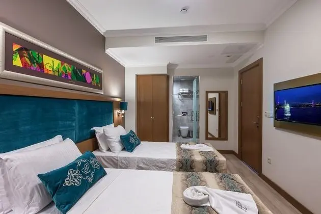Deluxe Tek Büyük Yataklı Oda