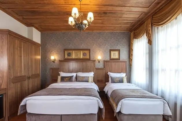 Deluxe Üç Kişilik Oda, Şehir Manzaralı