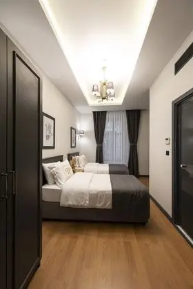 Deluxe Tek Büyük Yataklı Oda
