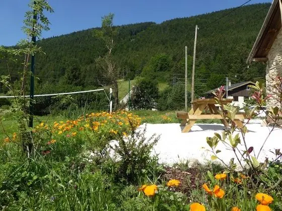 Panoramic Kır Evi, Dağ Manzaralı