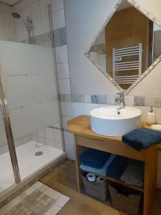Signature Tek Büyük veya İki Ayrı Yataklı Oda, Özel Banyo, Dağ Manzaralı