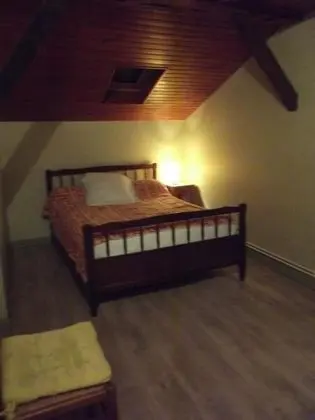 Kır Evi, Birden Çok Yatak, Sigara İçilmez