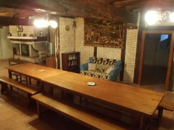 Kır Evi, Birden Çok Yatak, Sigara İçilmez