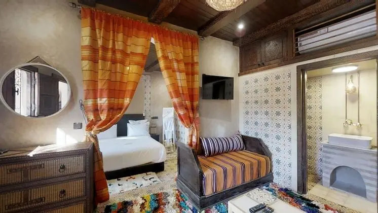 Family Süit, Sigara İçilmez