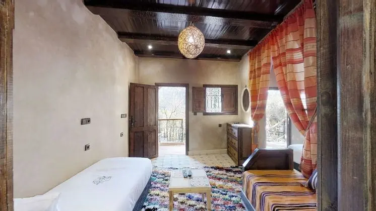 Family Süit, Sigara İçilmez